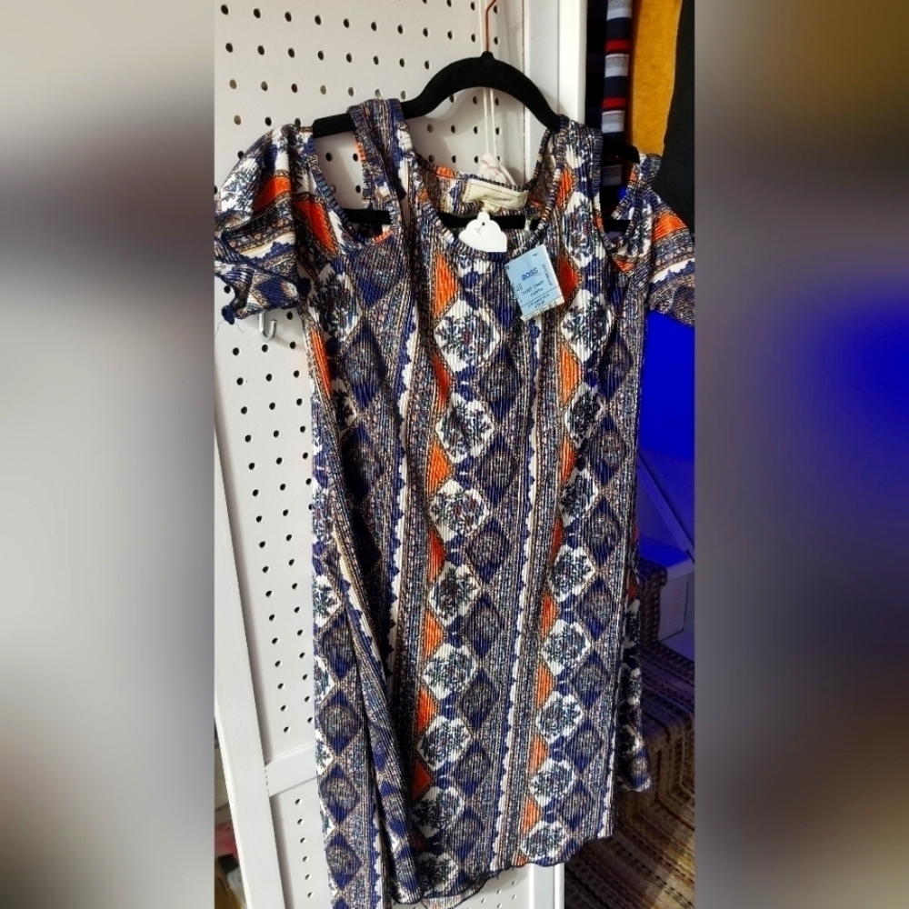 No Comment, size L dress with short sleeves